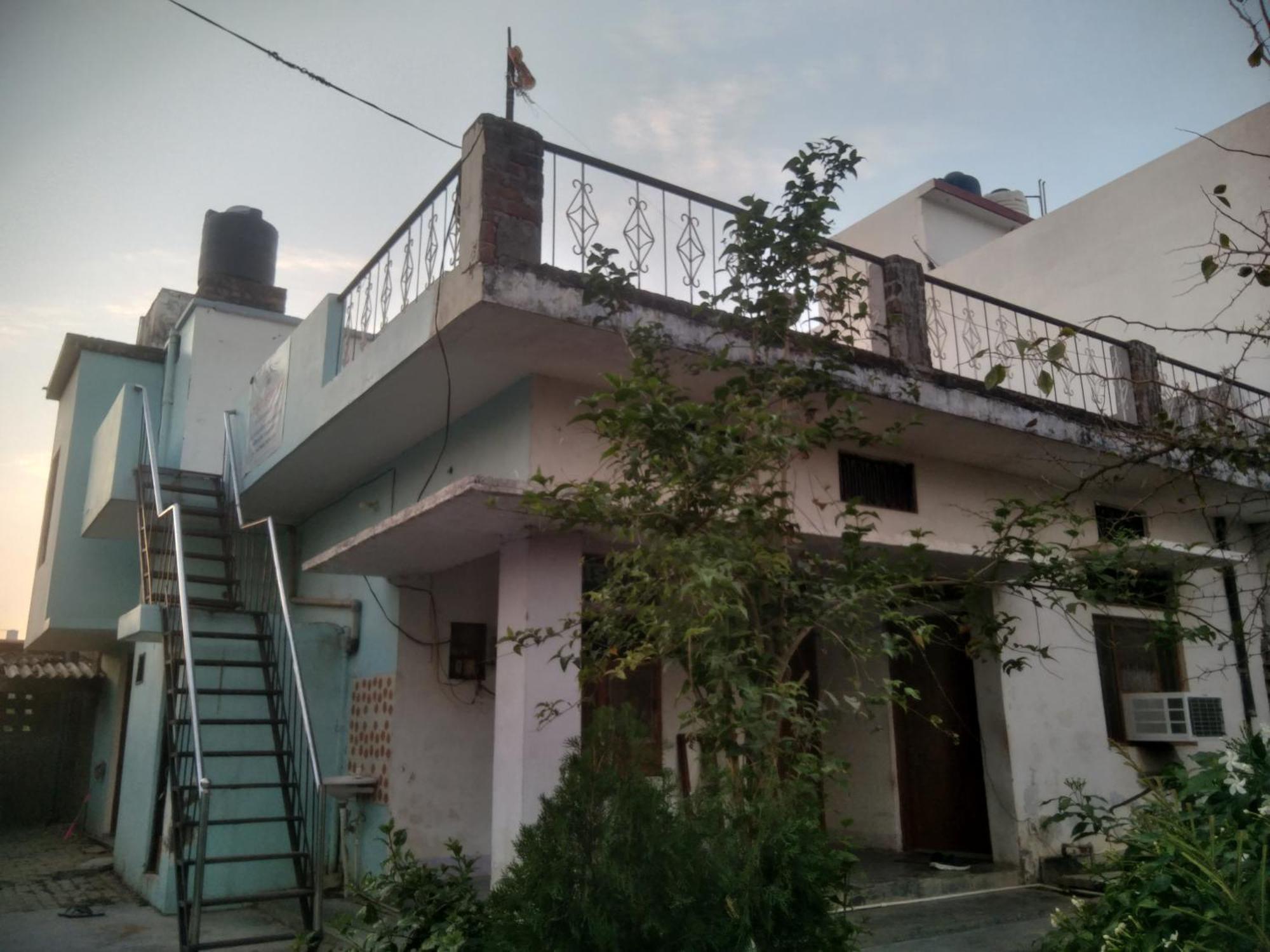 Rashi Homestay